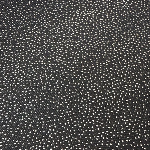 NWT Women’s Nike Tight Fit Mid-rise 7/8 Length Black and Silver Sparkle Leggings - Picture 6 of 7